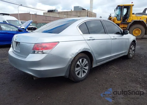 2008 Honda Accord 2.4 Lx z USA, uszkodzony, nr VIN 1HGCP26368A109933